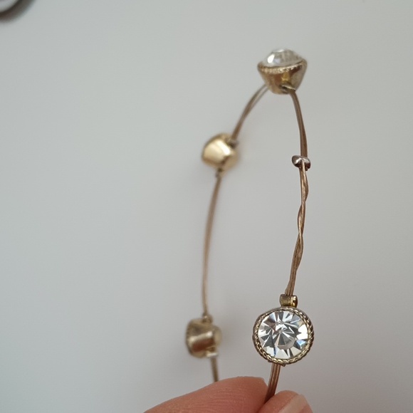 Beautiful Rhinestone Bangle Bracelet. - Picture 4 of 4